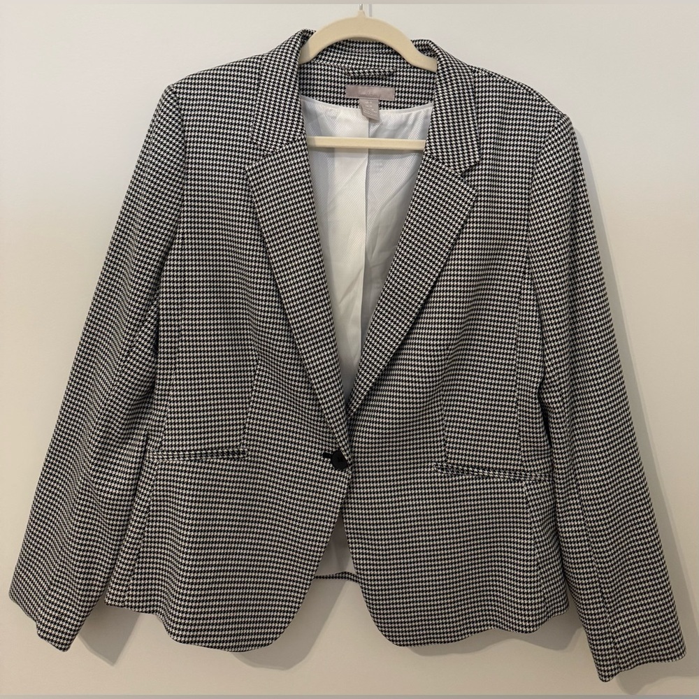 H&M Women’s Black and White Houndstooth Blazer Size 14